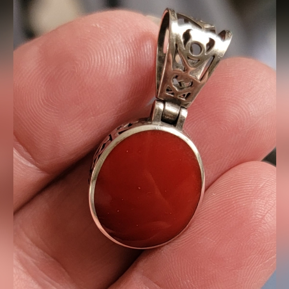 Pendant - Picture 8 of 11